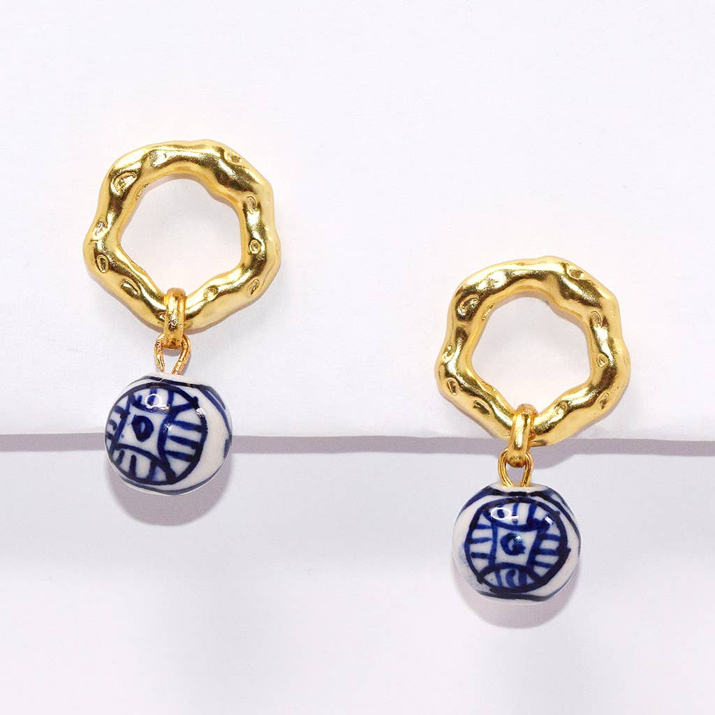 Openwork stud with bead drop